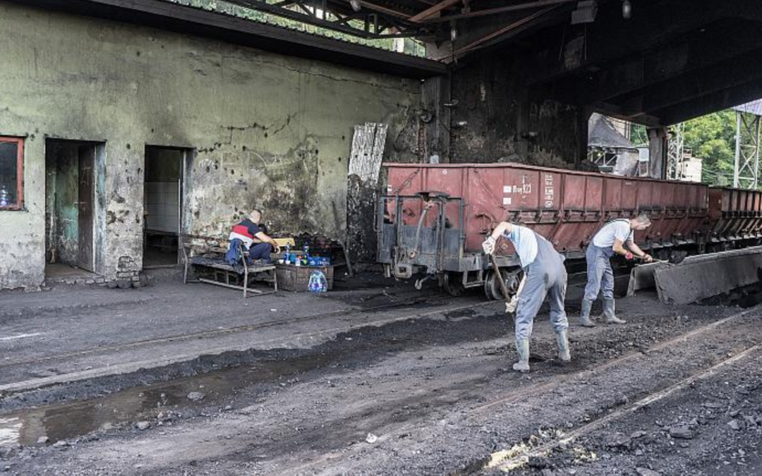 Bósnia: exploração carvão gera poluição, doenças e mortes