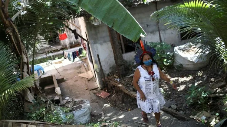 Manaus abriga a maior população indígena urbana do Brasil, mas não tem plano de contingência específico, diz liderança Sateré